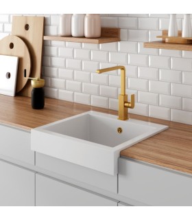 Lava-louça da cozinha sobre bancada ONYX