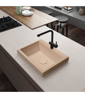 Lava-louça de cozinha sobre bancada MILDA