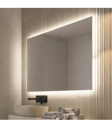 Espelho quadrado retroiluminado SUECIA